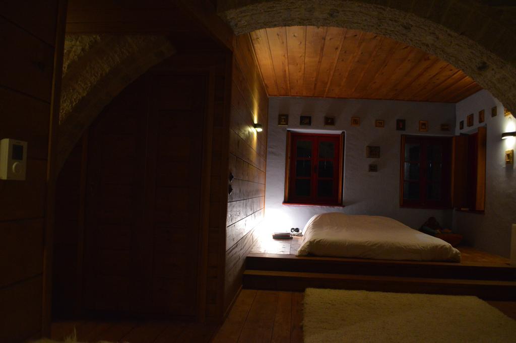 Hotel Anemi Kato Pedina Zimmer foto